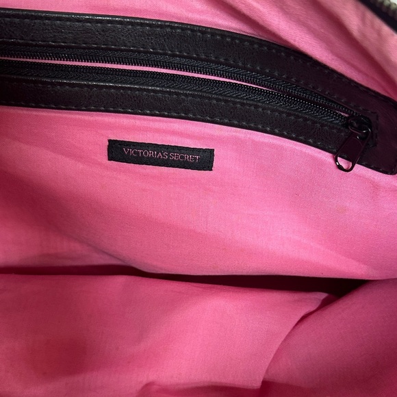 Harley-Davidson-Victoria Secret Black Leather Duffel/Tote Bag - Picture 12 of 15